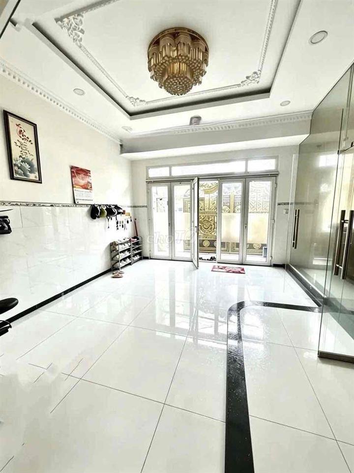 BÁN NHÀ NGANG 8M - LÊ VĂN QUỚI- BÌNH TÂN- 88M2- 3 TÂNG- HẺM XE HƠI