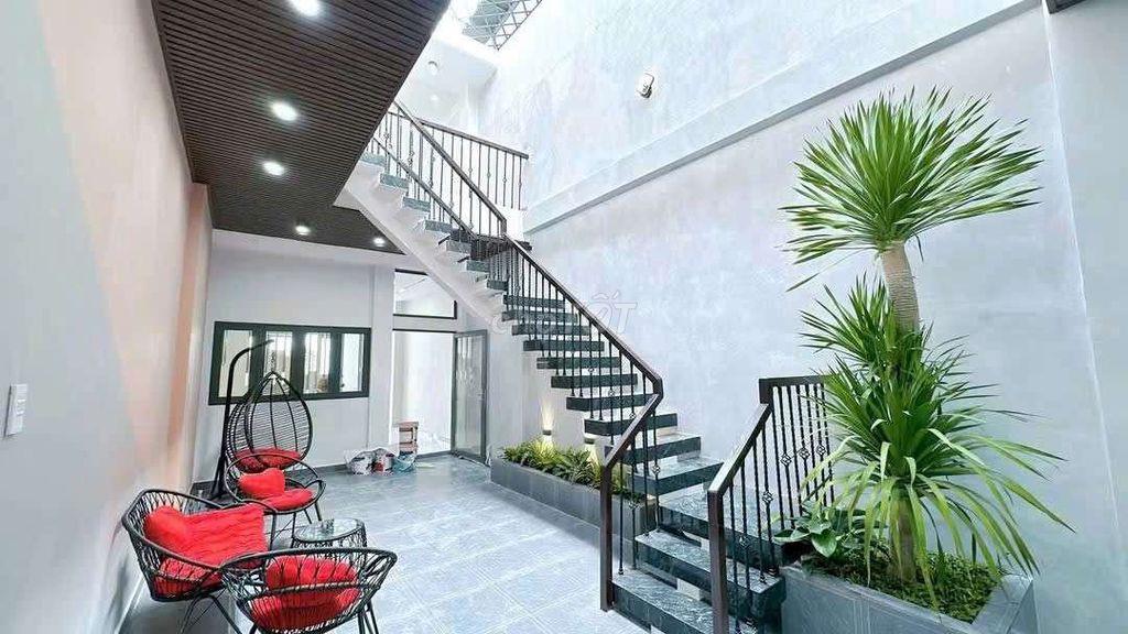 nhà bán xả mỷ lộc Long an tây ninh.đường tỉnh 835A.1lk xe hơi vô nhà