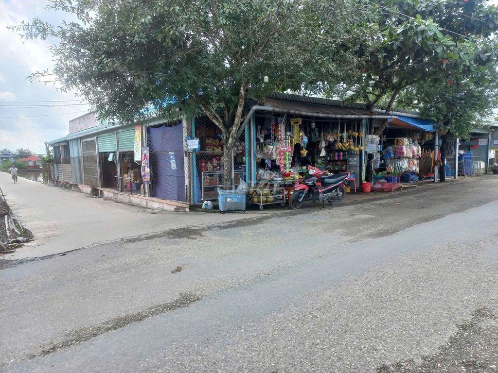 đất vườn xả tân trạch H cần đước Long an.tây ninh.đường khoản 2 mét 