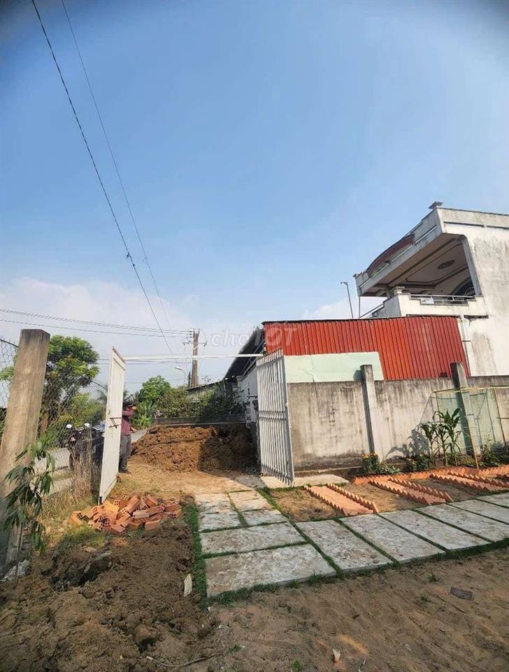 Nhà MT nhựa rẻ hơn hẻm xã Tân Nhựt BC
