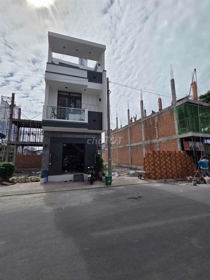 Nhà hẻm nhựa 13m có lề 131 An Dương Vương P.An Lac tphcm