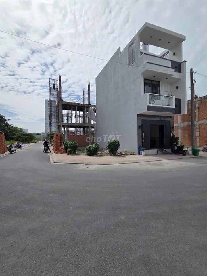 Nhà hẻm nhựa 13m có lề 131 An Dương Vương P.An Lac tphcm