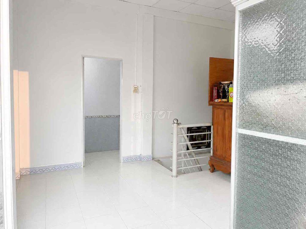 2,7 tỷ nhà, đất 100m2; 1 trệt 1 lầu 5*20; Trần Q Diệu Tp Phan Thiết