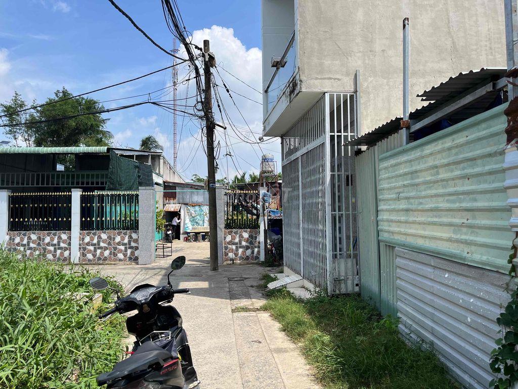 Đất 1 sổ tại xã Quy Đức, Huyện Bình Chánh, Tphcm 50x24,5m  Giá 3,3 tỷ