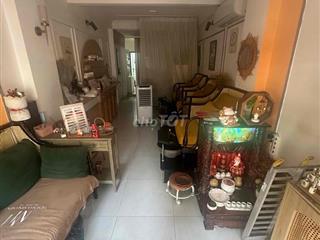 Cho thuê mặt bằng kinh doanh quận 10