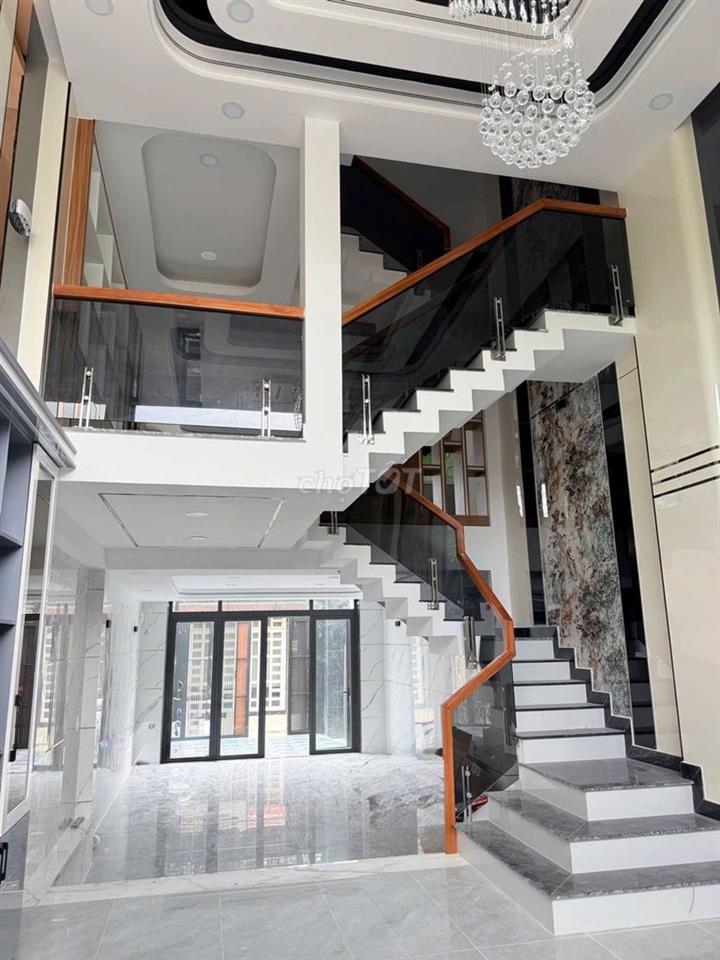 NHÀ MỚI NGAY ĐƯỜNG SỐ 4 BÌNH HƯNG HÒA BÌNH TÂN KẾ AEON TÂN PHÚ 84 5T