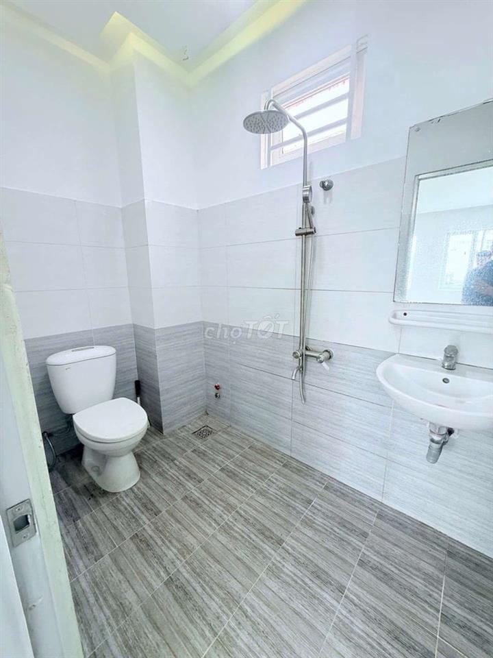NGAY TÂY THẠNH TÂN PHÚ 45M 3TẦN HẺM THÔNG NHÀ MỚI VÀO Ở NGAY