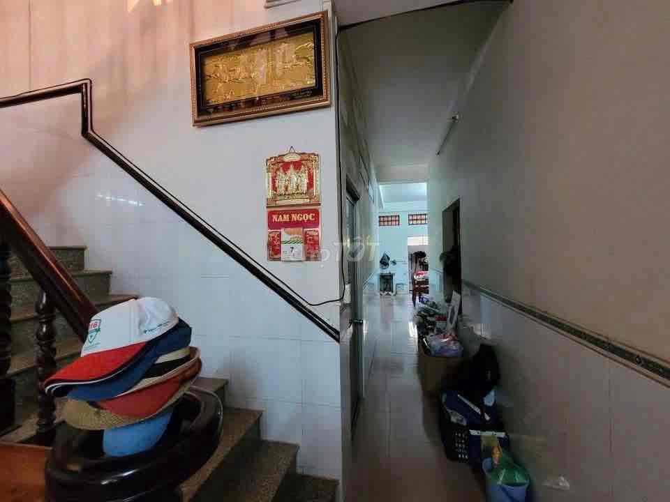 bán nhà bình chánh gần chợ bình điền sổ hồng riêng chính chủ
