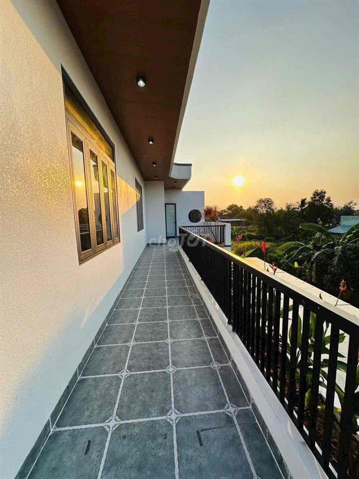 SIÊU PHẨM VILLA SÂN VƯỜN NGHĨ DƯỠNG 288m2-SỔ HOÀN CÔNG -TẶNG NỘI THẤT