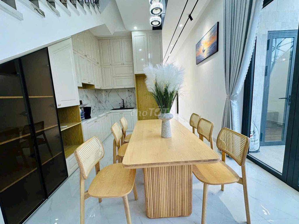 SIÊU PHẨM VILLA SÂN VƯỜN NGHĨ DƯỠNG 288m2-SỔ HOÀN CÔNG -TẶNG NỘI THẤT