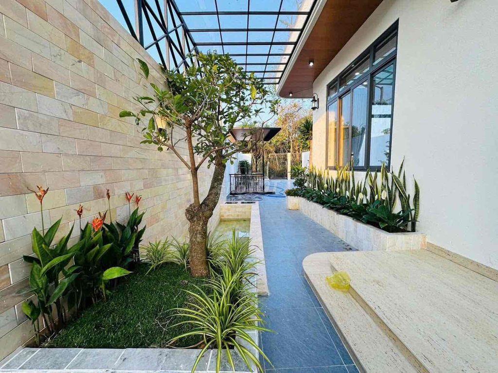 SIÊU PHẨM VILLA SÂN VƯỜN NGHĨ DƯỠNG 288m2-SỔ HOÀN CÔNG -TẶNG NỘI THẤT