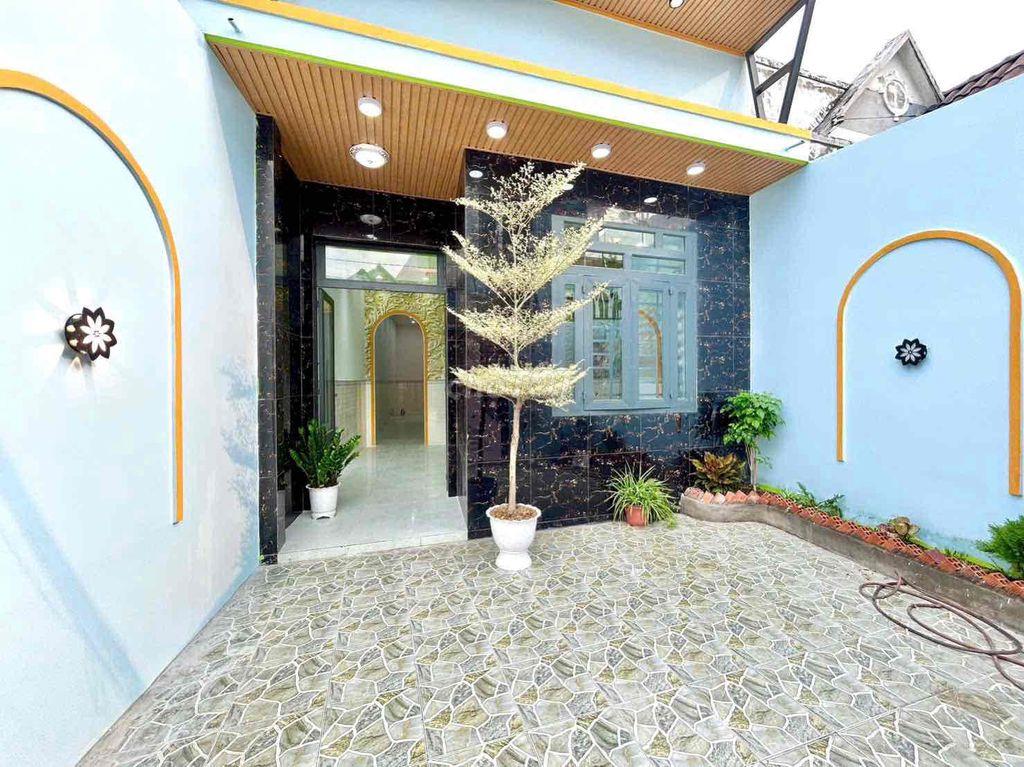 🔥 NHÀ CẤP 4 ĐẸP – GIÁ  1 TỶ 650-DỌN VÀO Ở NGAY -SHR - TẶNG NỘI THẤT