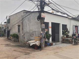 Cần bán nhà gốc 2  mặt tiền , đường kênh trung ương bình chánh hcm