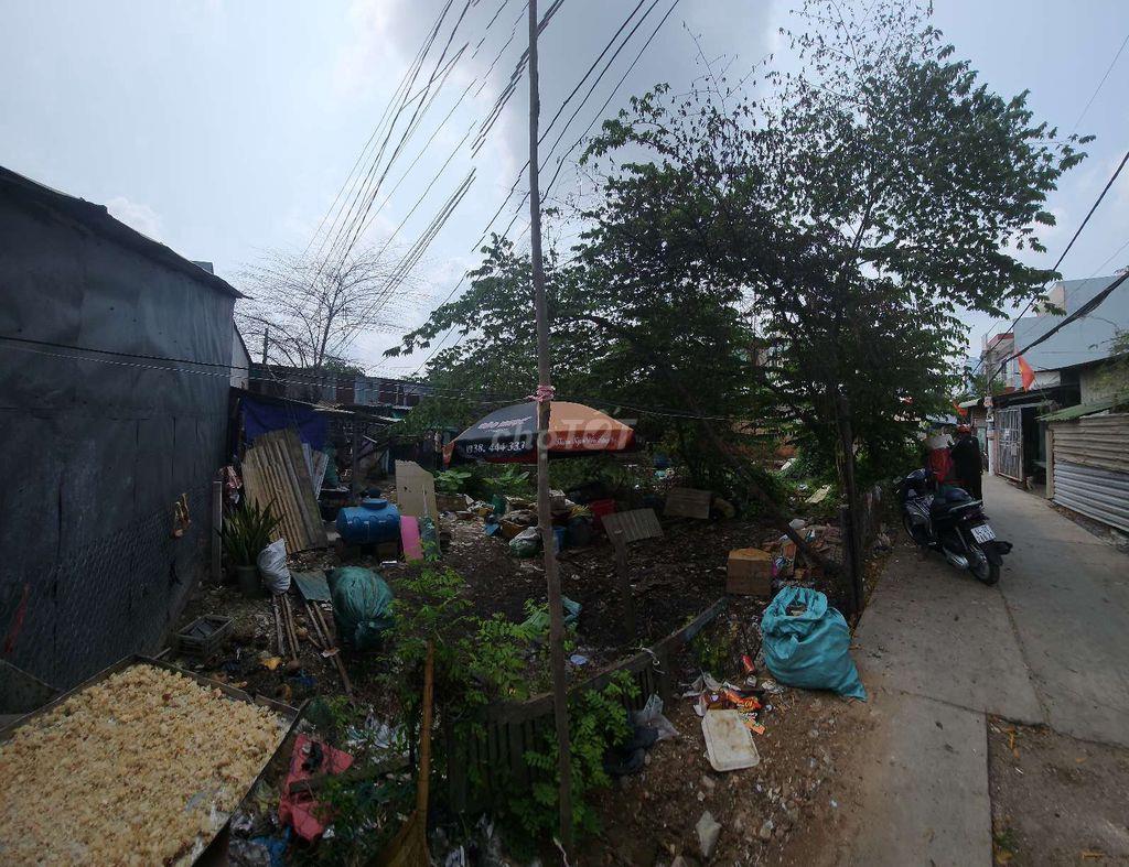 Chính chủ cần bán nhà nát hẻm>3m BChánh.dt đất: 293m2.Bán nhanh 8 tỷ.