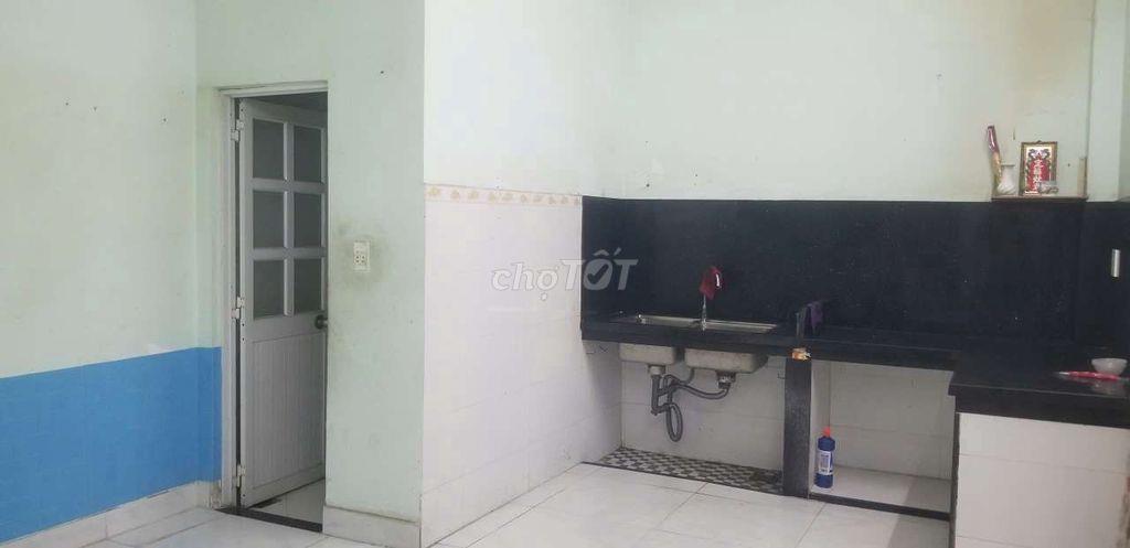 Cho thuê nhà góc 2 mặt tiền, DTSD:100m2. Ko tiếp QC
