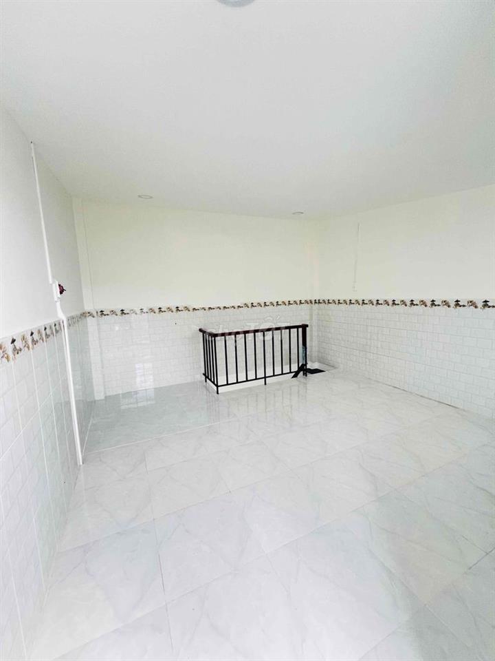 QUẬN 8 – Nhà C2 phạm hùng
