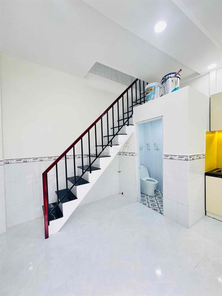 QUẬN 8 – Nhà C2 phạm hùng