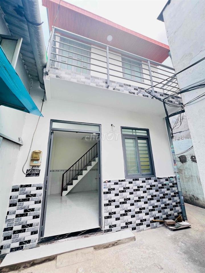 QUẬN 8 – Nhà C2 phạm hùng