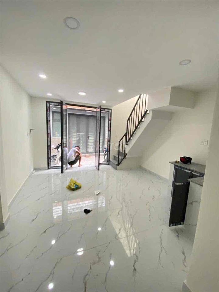 cần bán nhà chính chủ Qlộ 50