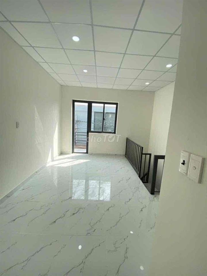 cần bán nhà chính chủ Qlộ 50