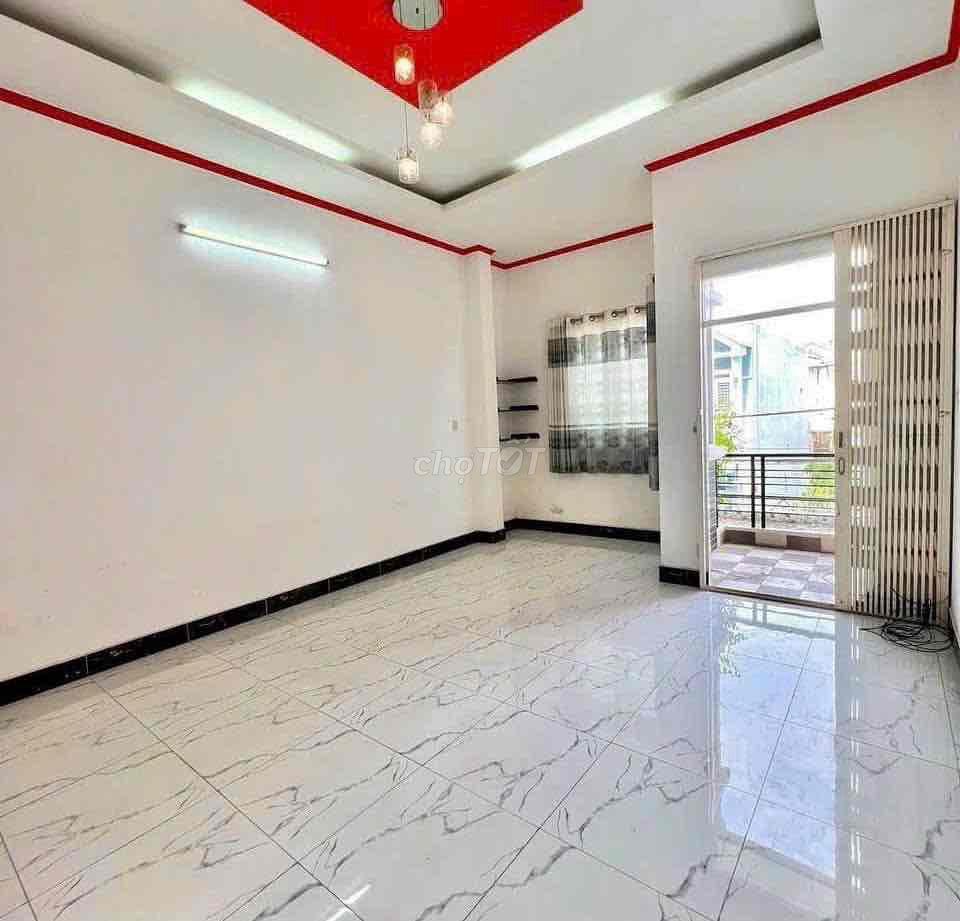 ❌ Áp lực nợ nần nên chủ cần bán gấp, xây ở được 3 năm.