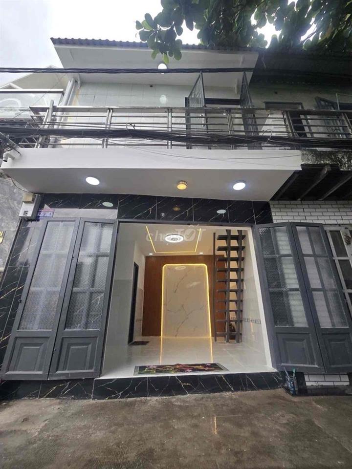 Nhà Mặt Tiền Hẻm 6M - Kinh Doanh Tốt