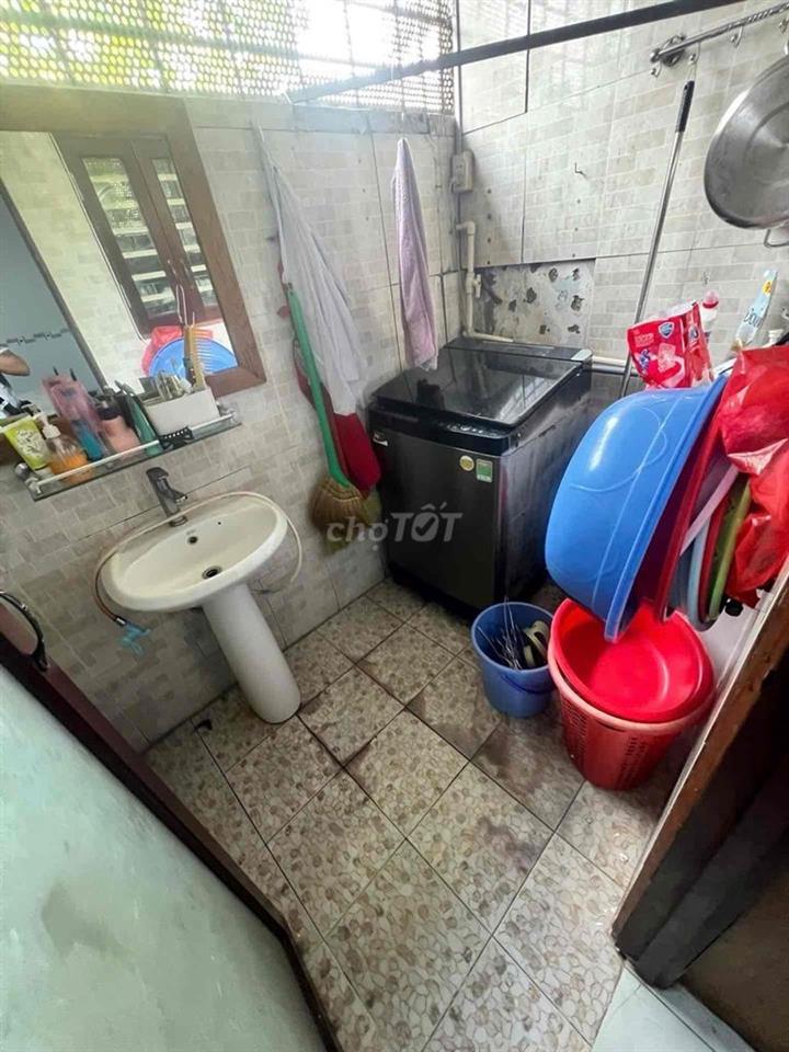 Bán Nhà Cấp 4 Huỳnh Tấn Phát
