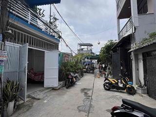 Nhà bán C4 Phạm Hùng