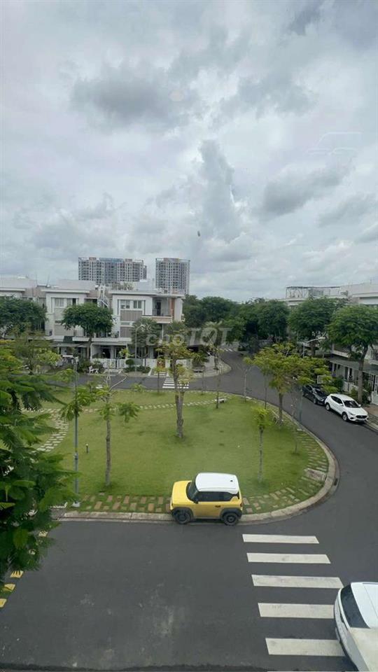 Cần bán nhà ở KDC Lovera park 