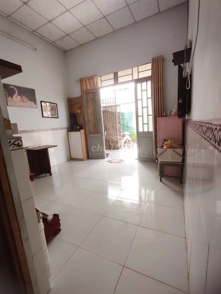 Bán gấp nhà gác lửng 4x12.5m Phạm Văn Hai, Bình Chánh– Đường 4m–9xxtr