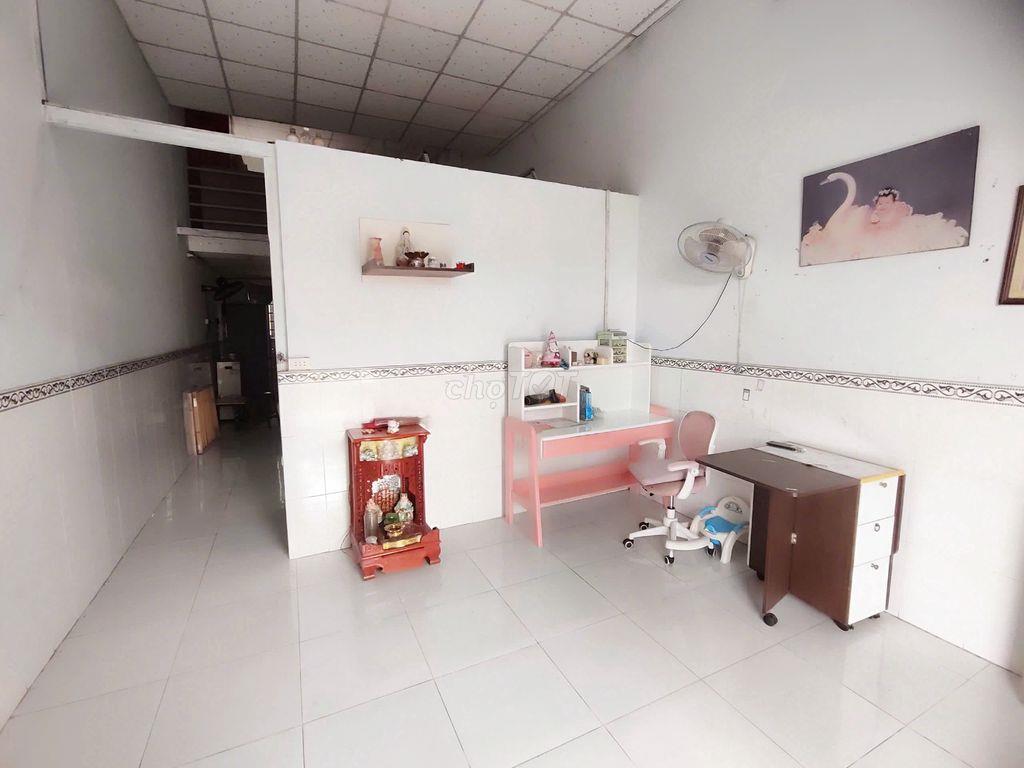 Bán gấp nhà gác lửng 4x12.5m Phạm Văn Hai, Bình Chánh– Đường 4m–9xxtr