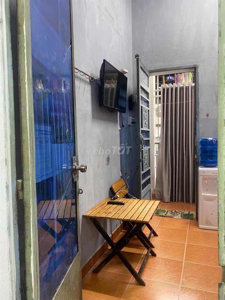 phòng lầu 2 giờ giấc tự do,cửa vân tay,Kinh Dương Viương