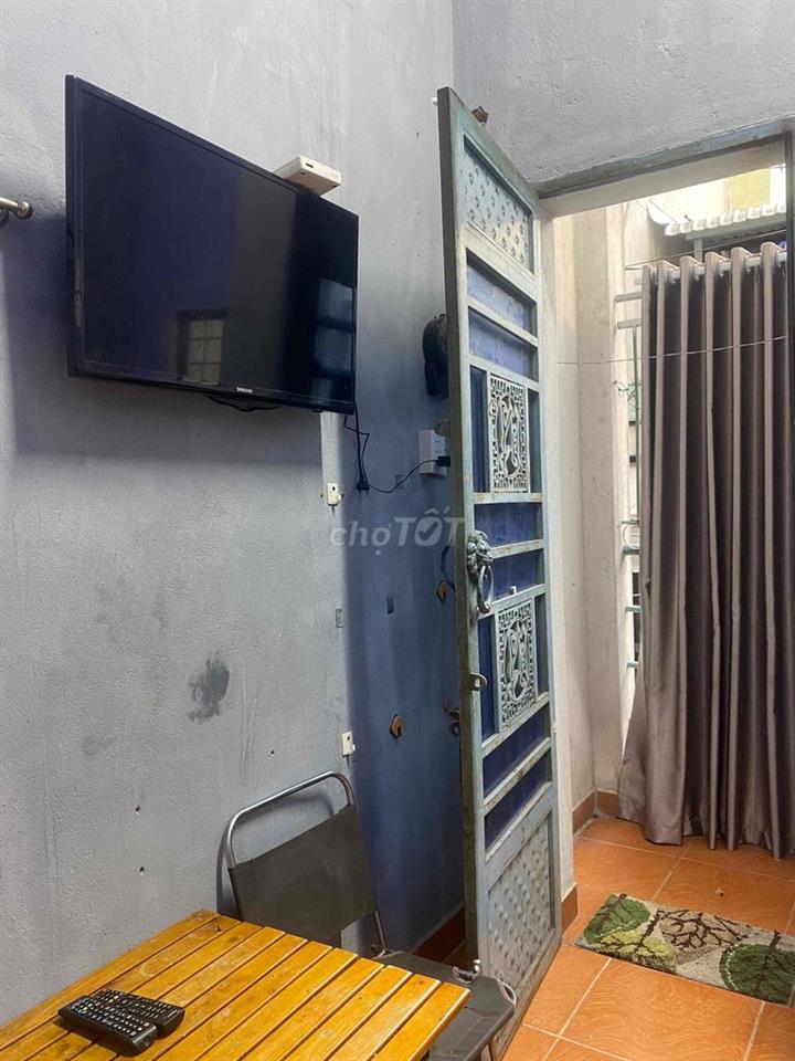 phòng lầu 2 giờ giấc tự do,cửa vân tay,Kinh Dương Viương