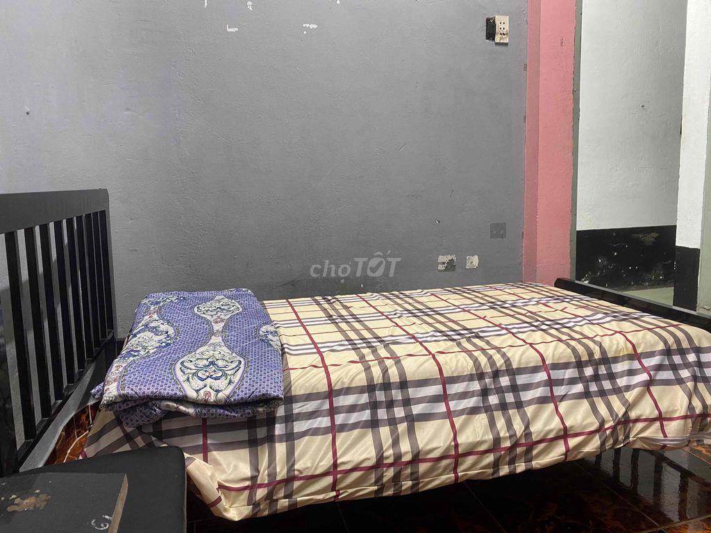 Phòng Lầu 1,nội thất  full,Kinh Dương Vương,cửa vân tay giờ giấc tự do