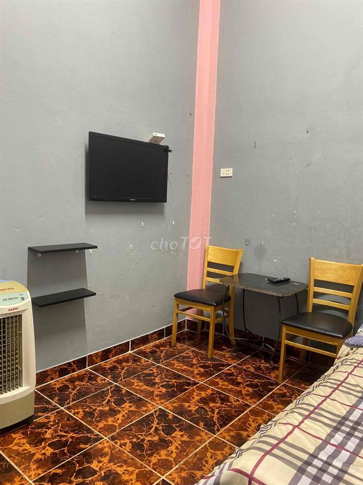 Phòng Lầu 1,nội thất  full,Kinh Dương Vương,cửa vân tay giờ giấc tự do