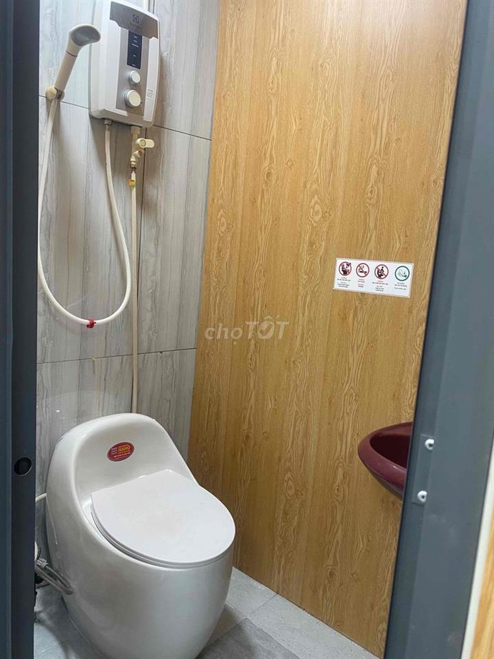 Cho  thuê nguyên căn gần trường đại học y khoa Phạm ngọc thạch