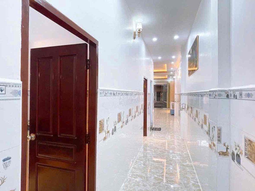 Cần bán gấp nhà cấp 4