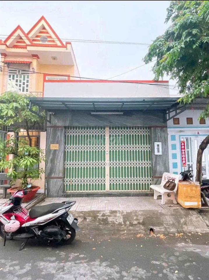 Cần bán gấp nhà cấp 4