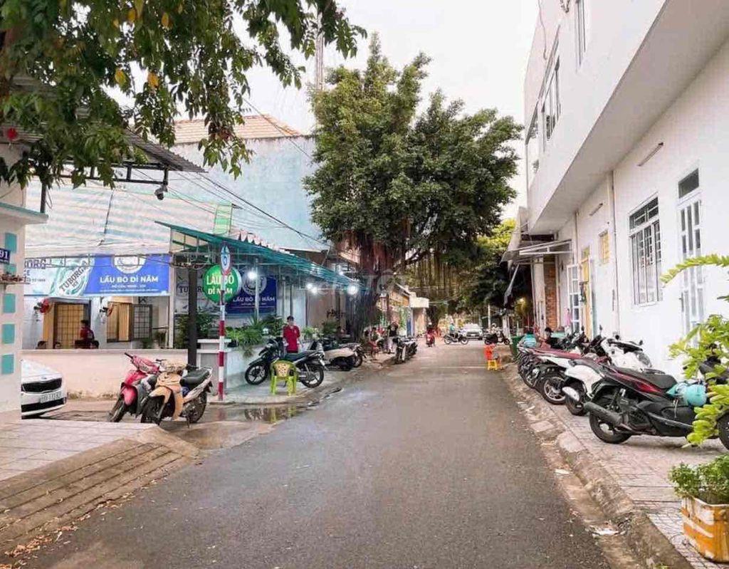 Cần bán gấp nhà cấp 4
