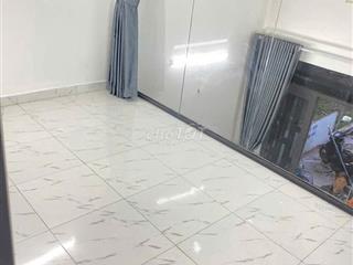 Bán nhà tặng xe 