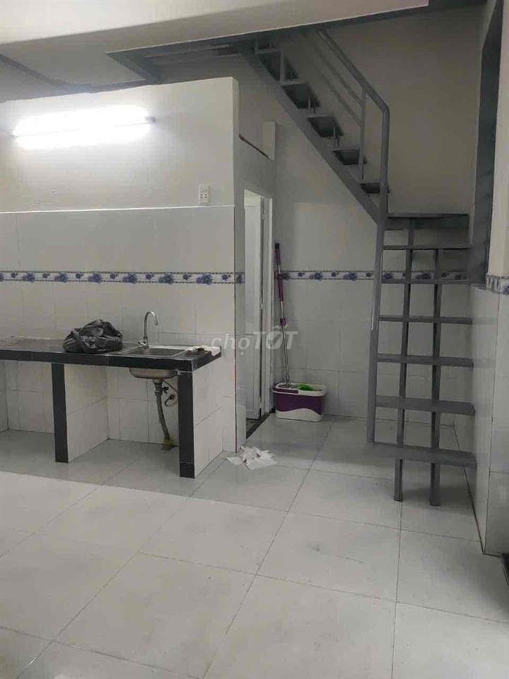 Cần bán/cho thuê nhà cách mặt tiền Võ Văn Vân 30m
