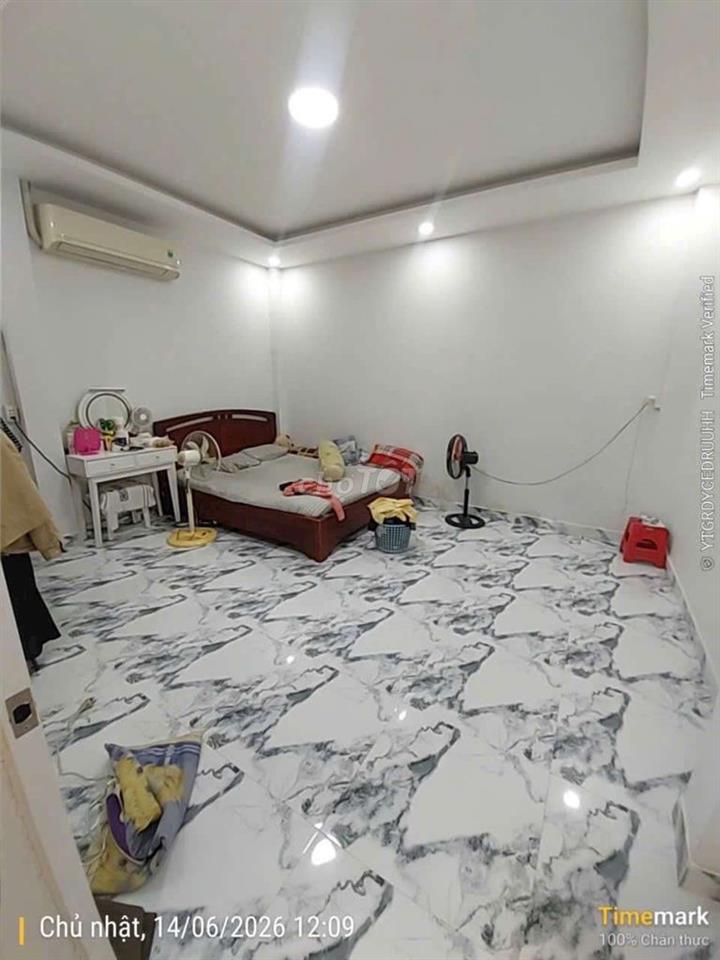cần bán nhà HXH 1/ đường mai tiến dũng