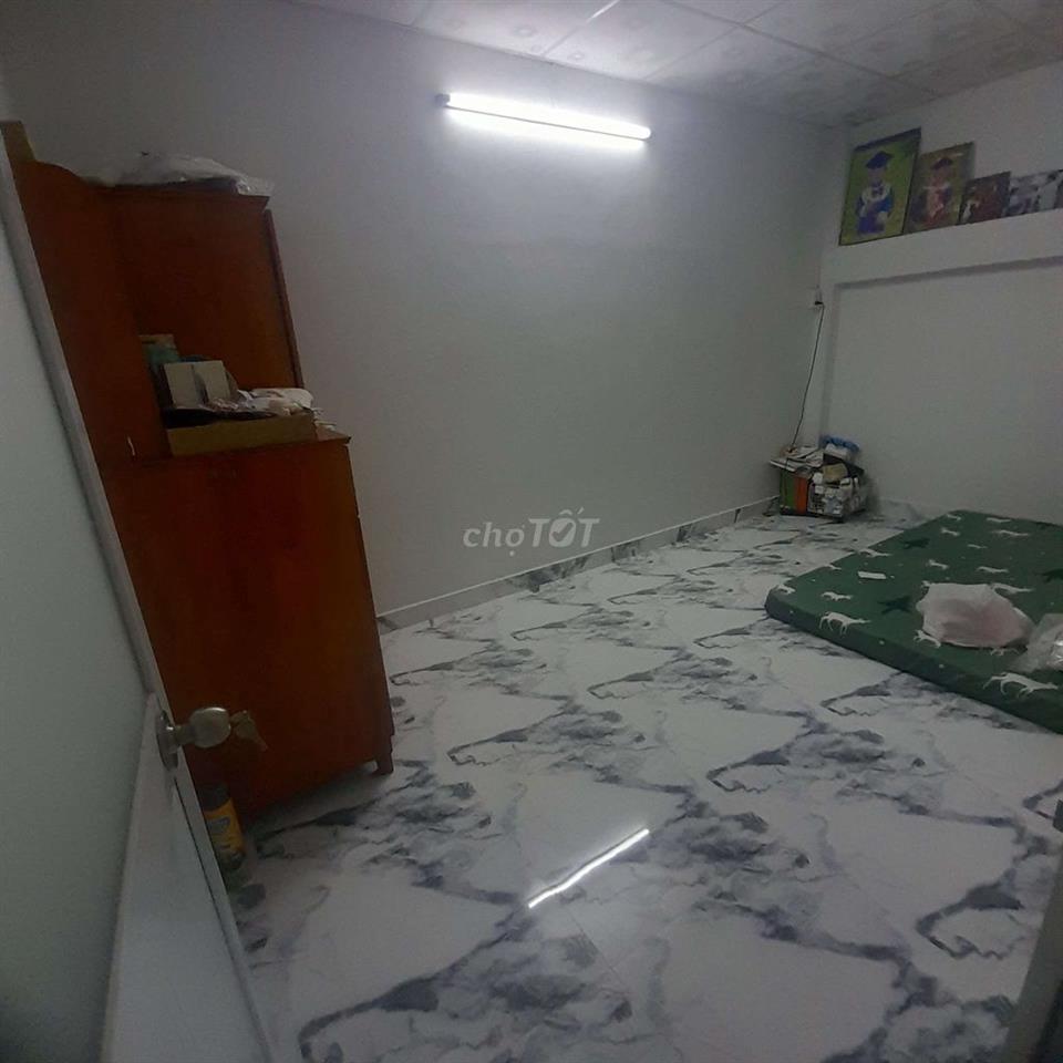 bán gấp nhà Bình Chánh