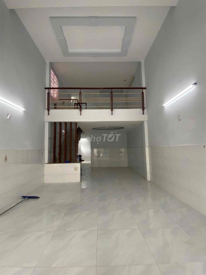 NHÀ GẦN NGUYỄN THỊ TÚ