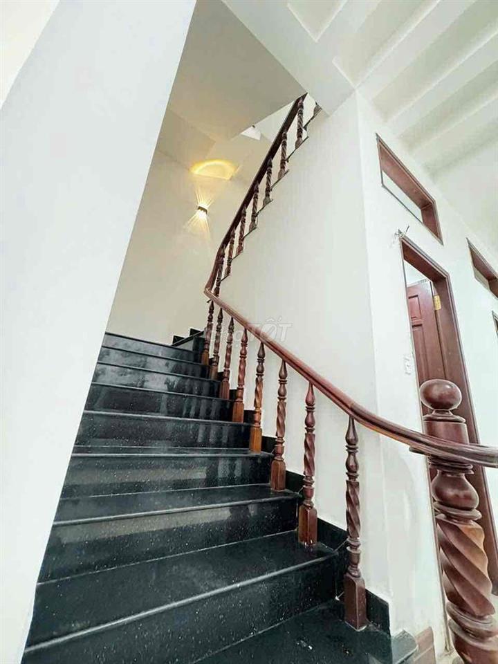 bán nhà số 11 đuờng số 9 ấp 5 xã phong phú bình chánh