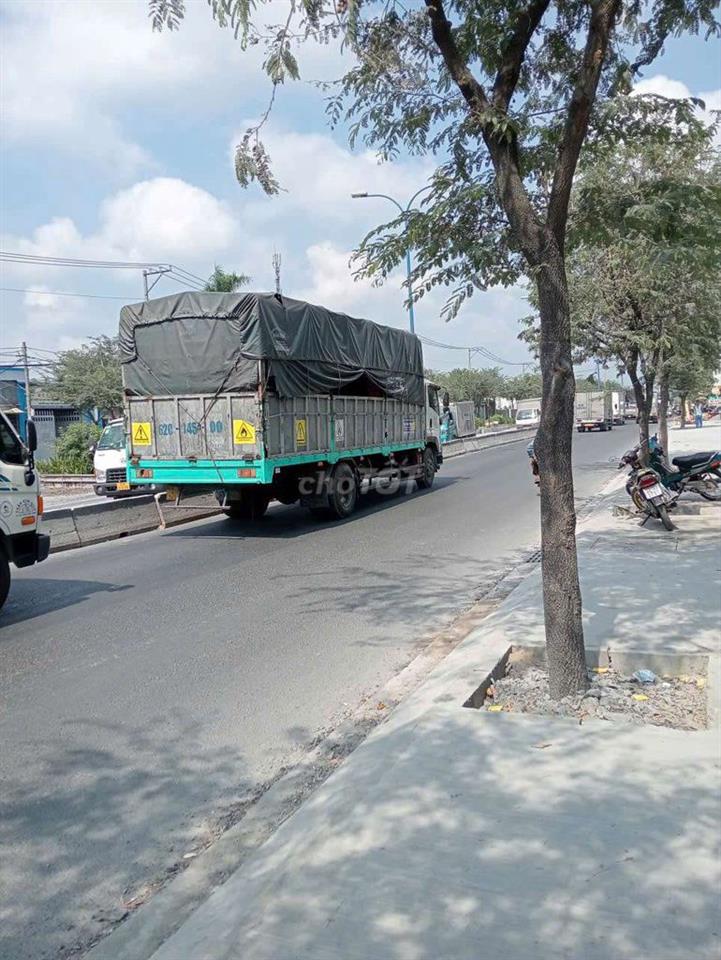 Nhà mặt tiền Trần Văn Giàu 117.4m2 . cần bán gấp.