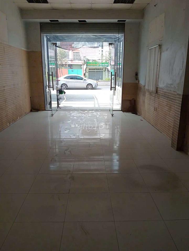 Nhà mặt tiền Trần Văn Giàu 117.4m2 . cần bán gấp.
