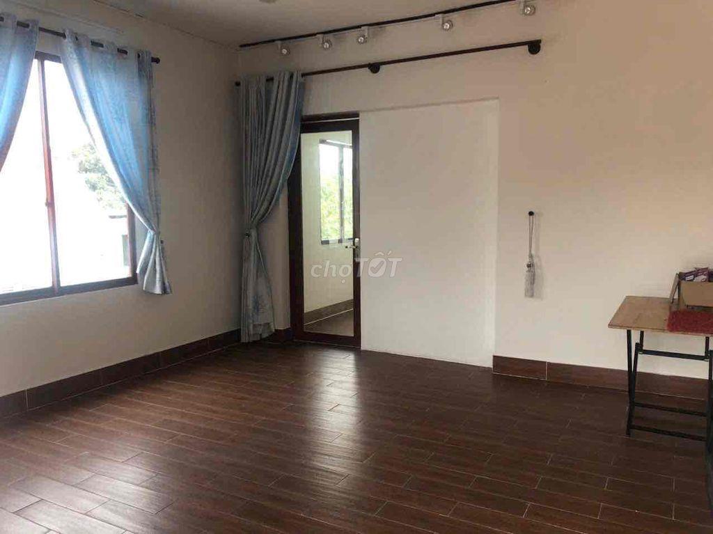 CẦN BÁN GẤP NHÀ BIỆT THỰ TTHC BÌNH CHÁNH
