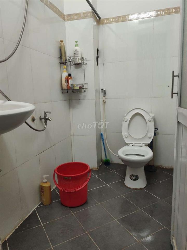 bán nhà 4x12 1 trệt 1 lầu, 2 PN, 2 wc , 1,7 tỏi