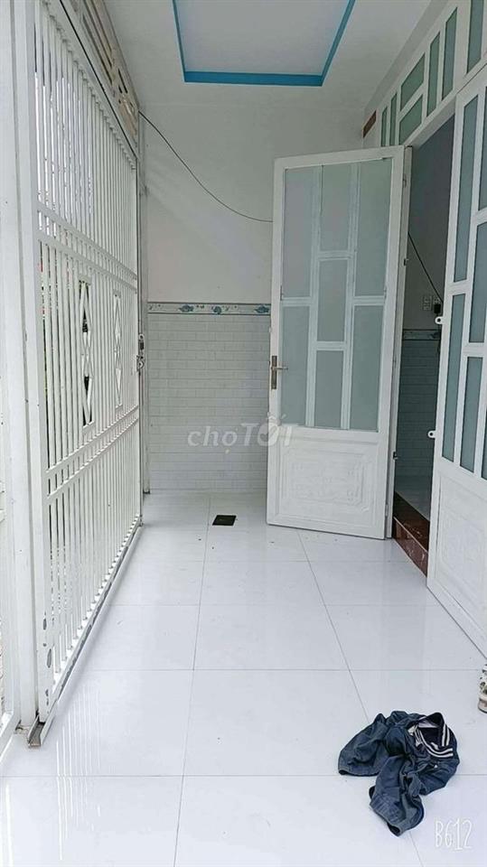 cần tiền bán gấp nhà